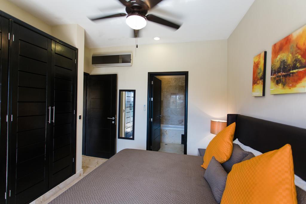 Oceanfront El Faro Surf 302 Apartment Playa del Carmen Exterior photo